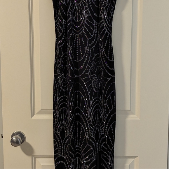 Black sparkly high-neck full length gown - Picture 3 of 5